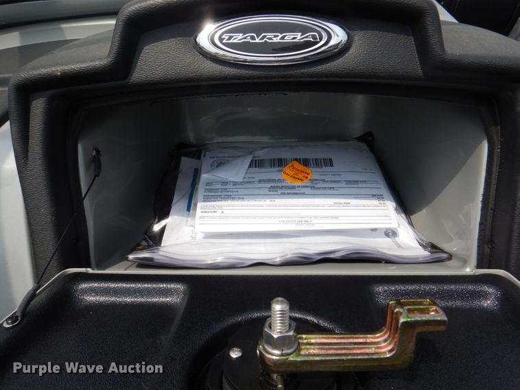 image for item KX9675 2019 Tracker Targa V18  boat