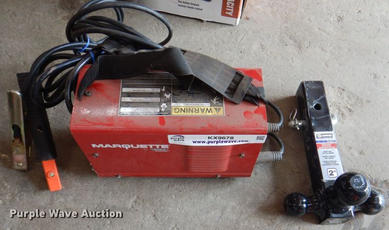 image for item KX9678 Lincoln Electric AutoPro 90S  welder