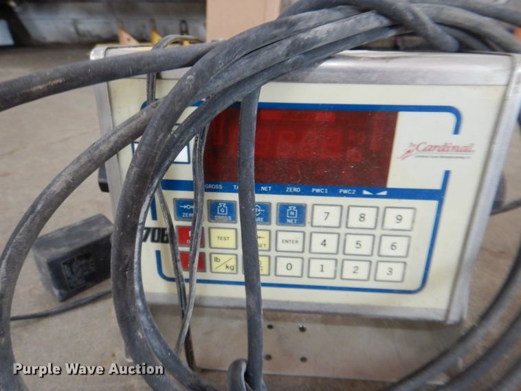 image for item KX9688 (2) Cardinal 708 scales