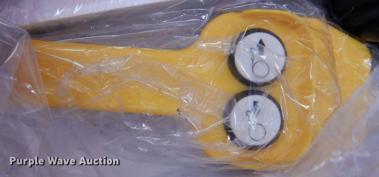 image for item KX9689 Badland  winch