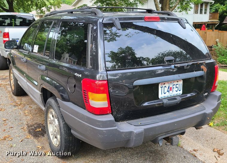 image for item L1276 1999 Jeep Grand Cherokee Laredo  SUV