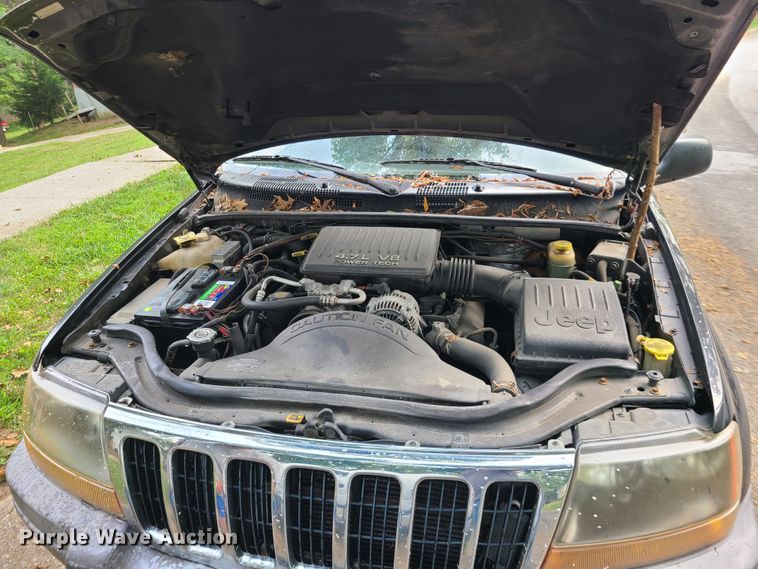 image for item L1276 1999 Jeep Grand Cherokee Laredo  SUV
