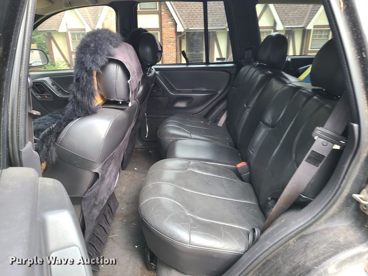 image for item L1276 1999 Jeep Grand Cherokee Laredo  SUV
