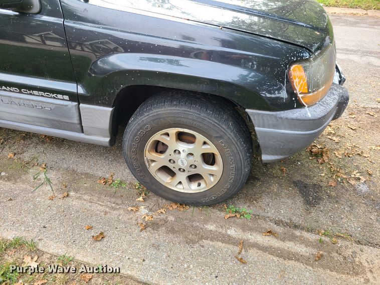 image for item L1276 1999 Jeep Grand Cherokee Laredo  SUV