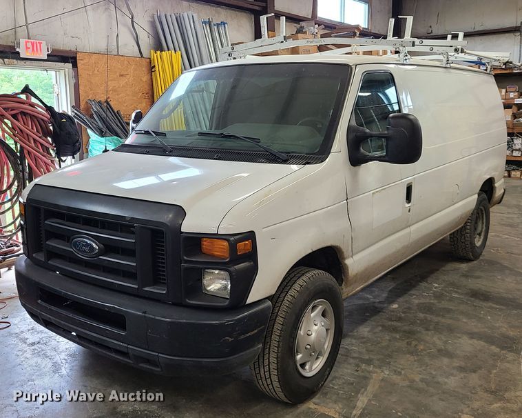 image for item L1338 2011 Ford E250  van