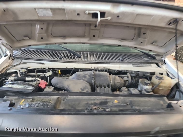 image for item L1338 2011 Ford E250  van