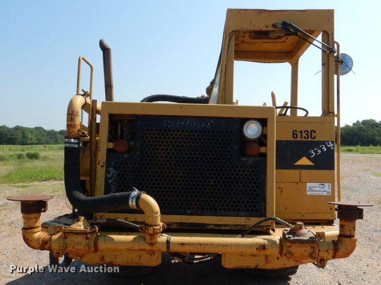 image for item DJ0487 1990 Caterpillar 613C  water wagon