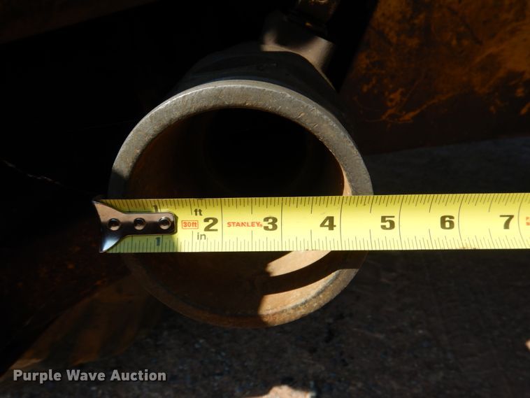 image for item DJ0487 1990 Caterpillar 613C  water wagon