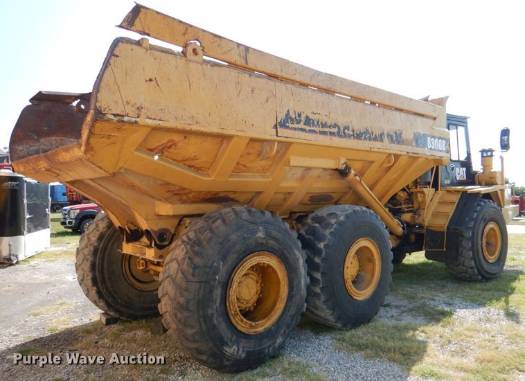 image for item DJ0490 1989 Caterpillar D300B  haul truck