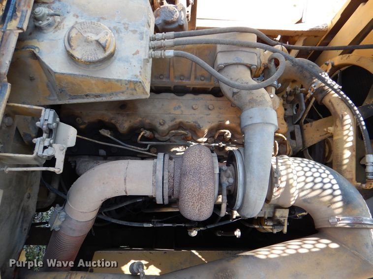 image for item DJ0490 1989 Caterpillar D300B  haul truck