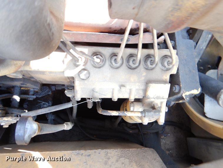 image for item DJ0490 1989 Caterpillar D300B  haul truck