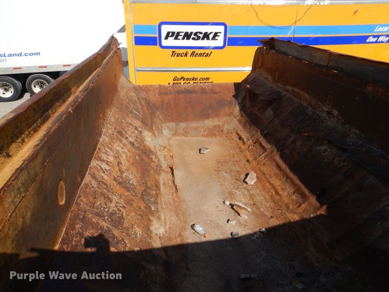 image for item DJ0490 1989 Caterpillar D300B  haul truck