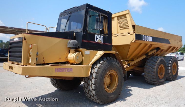 image for item DJ0491 1993 Caterpillar D300D  articulated haul truck