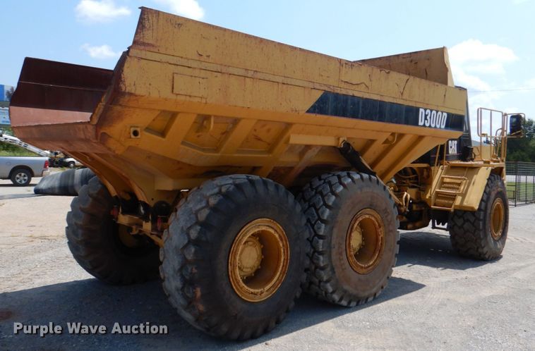 image for item DJ0491 1993 Caterpillar D300D  articulated haul truck