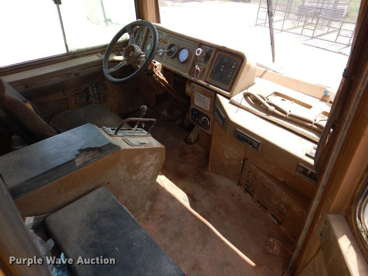 image for item DJ0491 1993 Caterpillar D300D  articulated haul truck