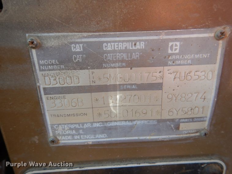 image for item DJ0491 1993 Caterpillar D300D  articulated haul truck