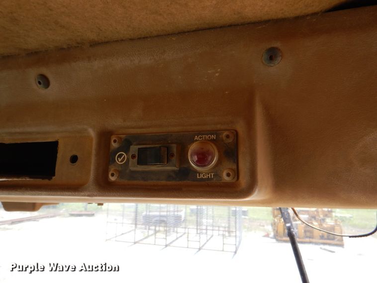 image for item DJ0491 1993 Caterpillar D300D  articulated haul truck