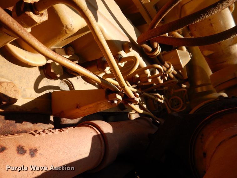 image for item DJ0491 1993 Caterpillar D300D  articulated haul truck