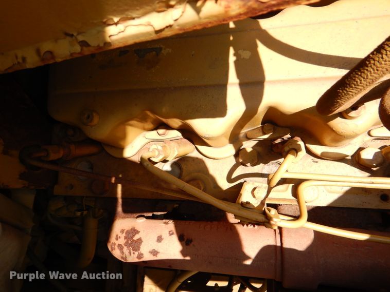 image for item DJ0491 1993 Caterpillar D300D  articulated haul truck