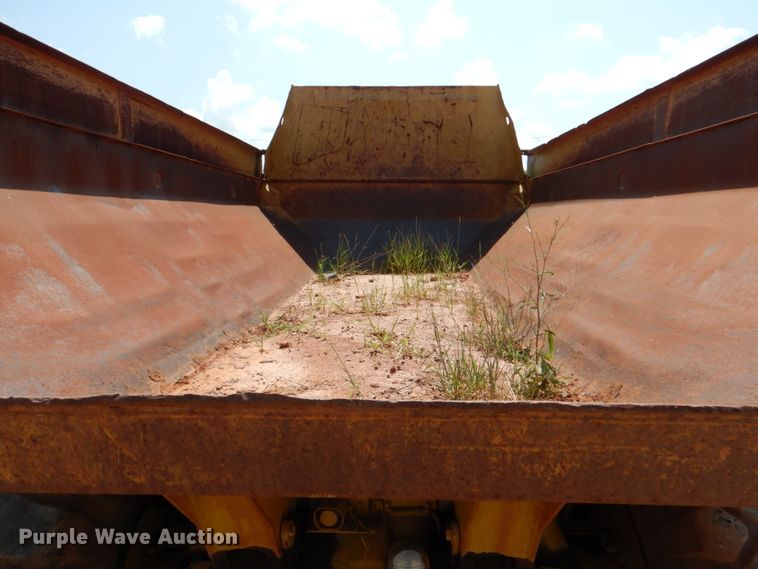 image for item DJ0491 1993 Caterpillar D300D  articulated haul truck