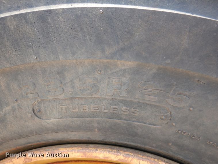 image for item DJ0491 1993 Caterpillar D300D  articulated haul truck