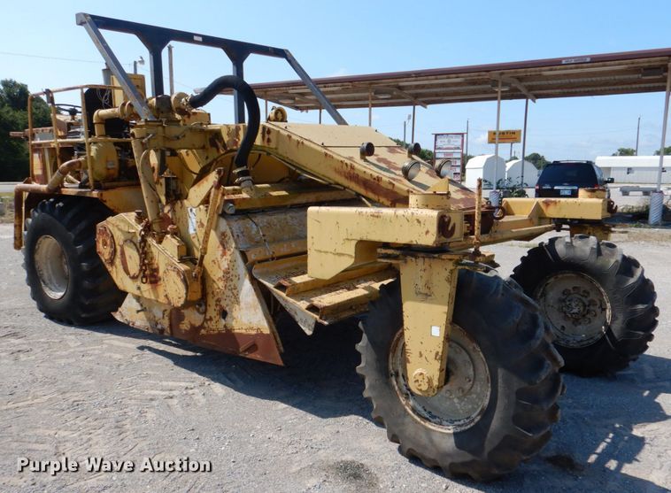 image for item DJ0492 1990 Caterpillar SS-250  soil stabilizer