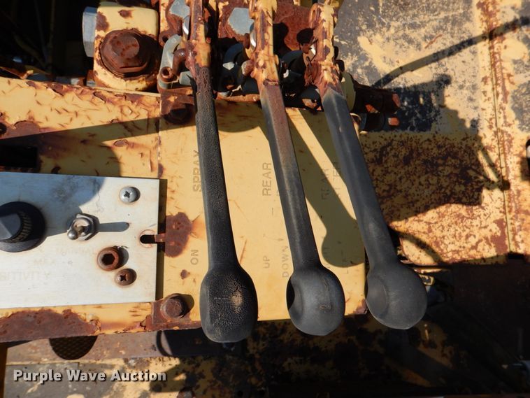 image for item DJ0492 1990 Caterpillar SS-250  soil stabilizer