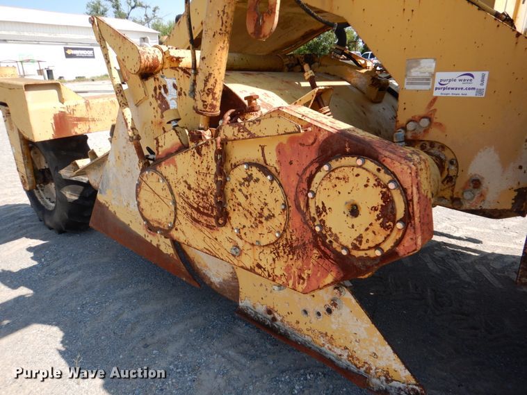 image for item DJ0492 1990 Caterpillar SS-250  soil stabilizer