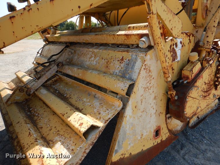 image for item DJ0492 1990 Caterpillar SS-250  soil stabilizer