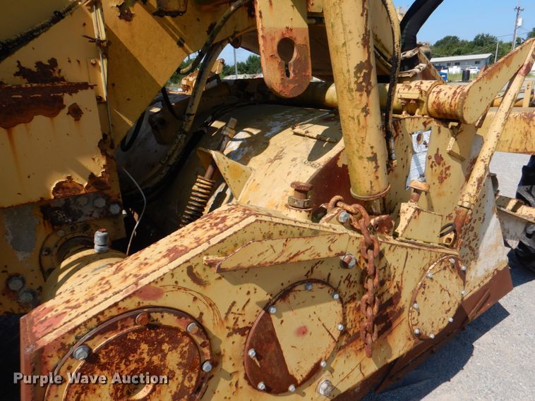 image for item DJ0492 1990 Caterpillar SS-250  soil stabilizer