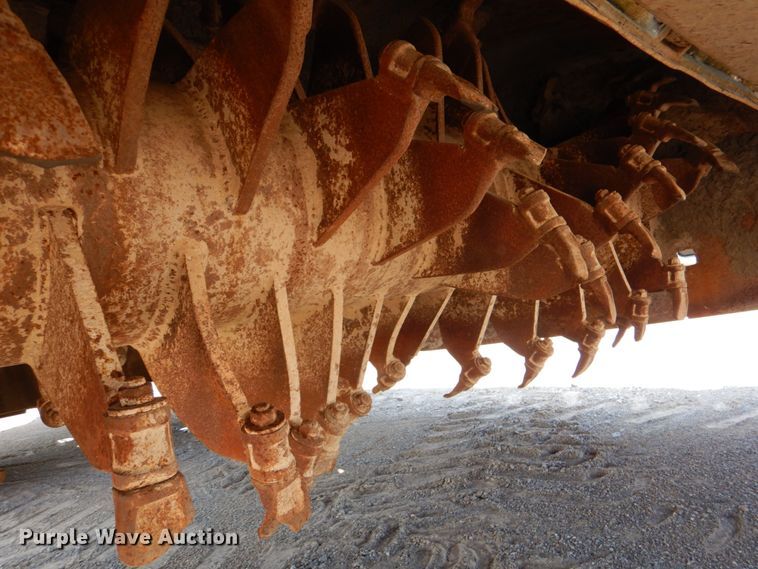 image for item DJ0492 1990 Caterpillar SS-250  soil stabilizer