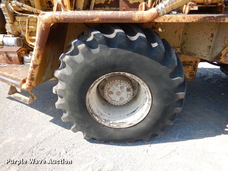 image for item DJ0492 1990 Caterpillar SS-250  soil stabilizer