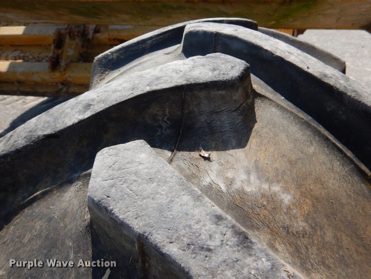 image for item DJ0492 1990 Caterpillar SS-250  soil stabilizer