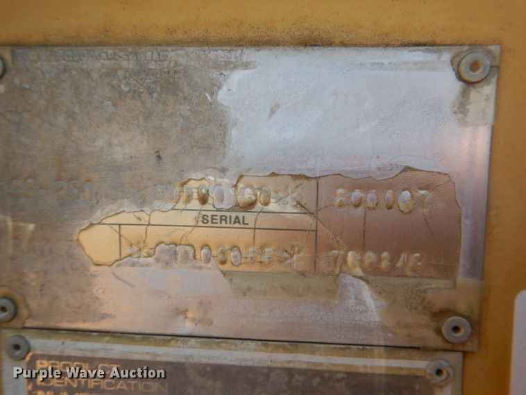 image for item DJ0492 1990 Caterpillar SS-250  soil stabilizer