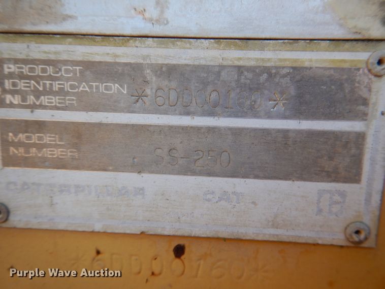 image for item DJ0492 1990 Caterpillar SS-250  soil stabilizer