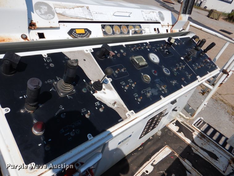 image for item DJ0495 2010 Roadtec RX500  milling machine