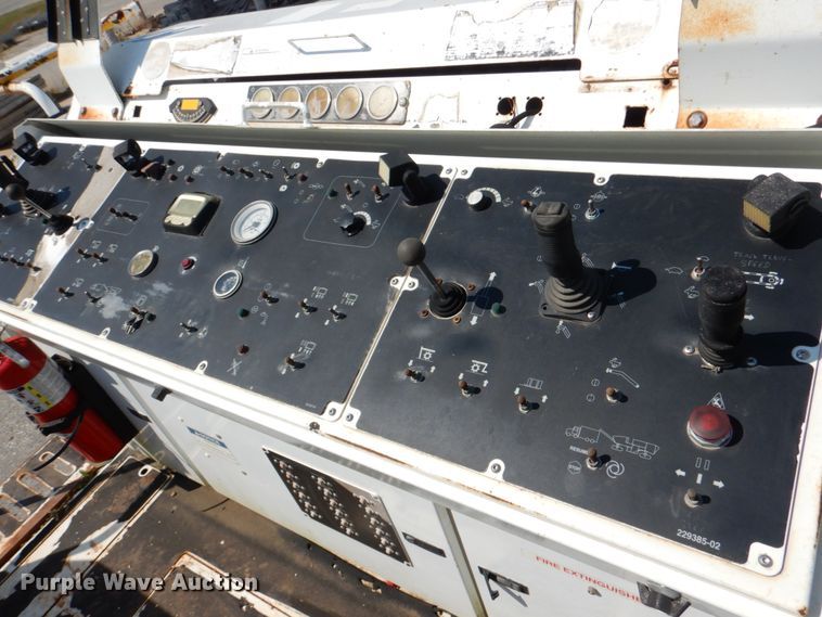 image for item DJ0495 2010 Roadtec RX500  milling machine