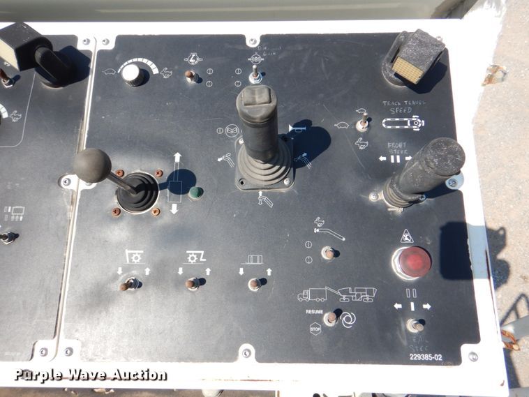 image for item DJ0495 2010 Roadtec RX500  milling machine