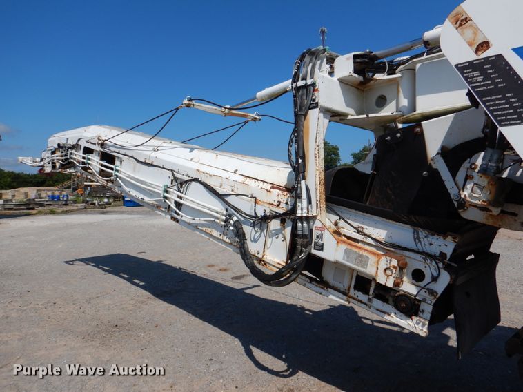 image for item DJ0495 2010 Roadtec RX500  milling machine