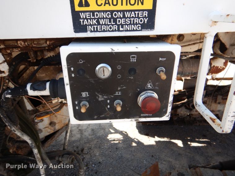 image for item DJ0495 2010 Roadtec RX500  milling machine