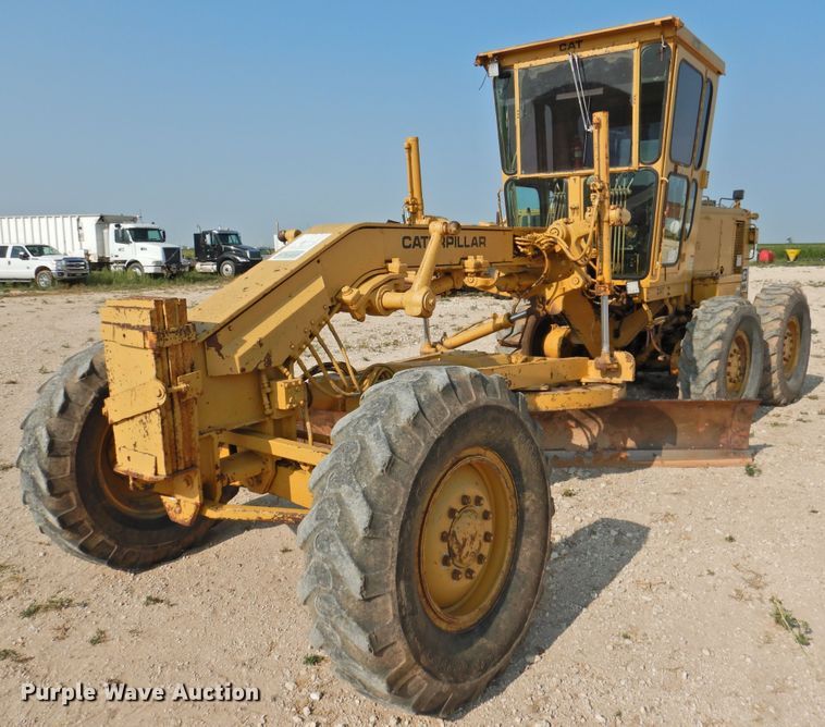 image for item DK2396 1977 Caterpillar 120G  motor grader