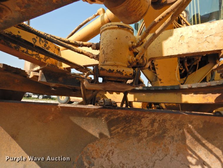 image for item DK2396 1977 Caterpillar 120G  motor grader