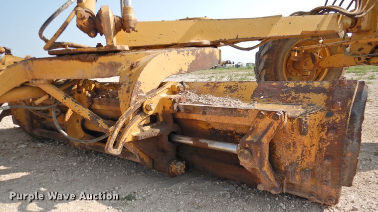 image for item DK2396 1977 Caterpillar 120G  motor grader