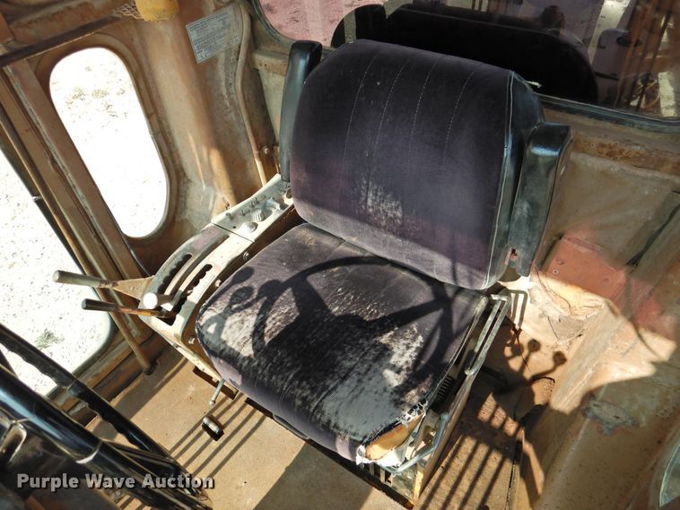 image for item DK2396 1977 Caterpillar 120G  motor grader