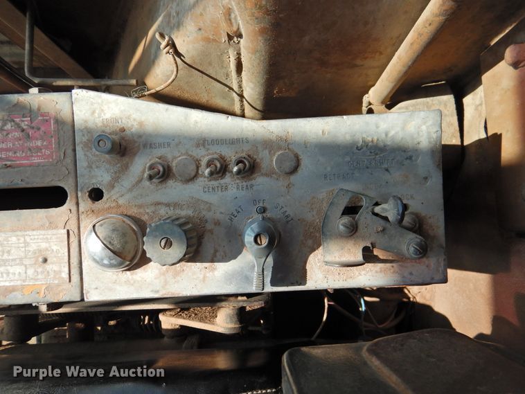 image for item DK2396 1977 Caterpillar 120G  motor grader