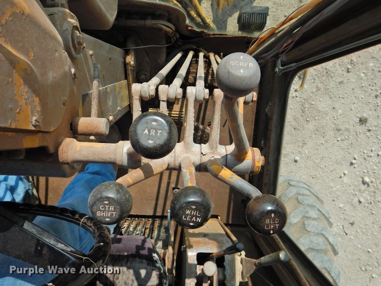 image for item DK2396 1977 Caterpillar 120G  motor grader