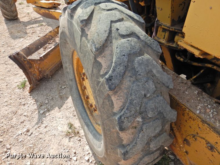 image for item DK2396 1977 Caterpillar 120G  motor grader
