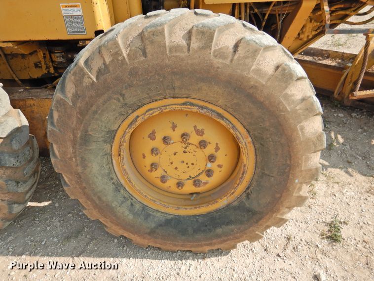 image for item DK2396 1977 Caterpillar 120G  motor grader