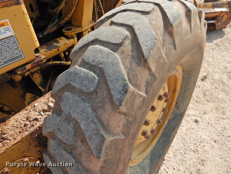 image for item DK2396 1977 Caterpillar 120G  motor grader