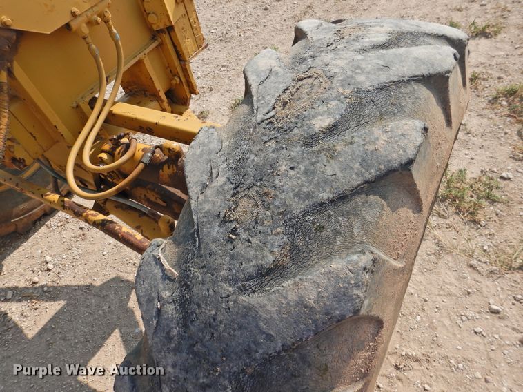 image for item DK2396 1977 Caterpillar 120G  motor grader